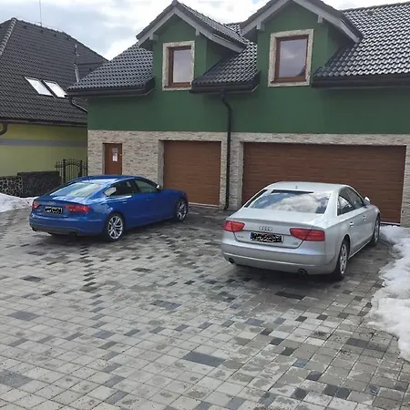 Apartman U Puskina بيت للعطل *