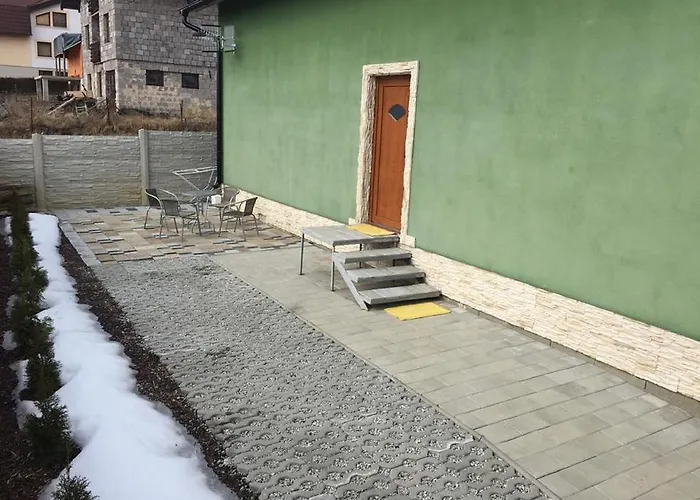 Apartman U Puskina Tatil Evi *