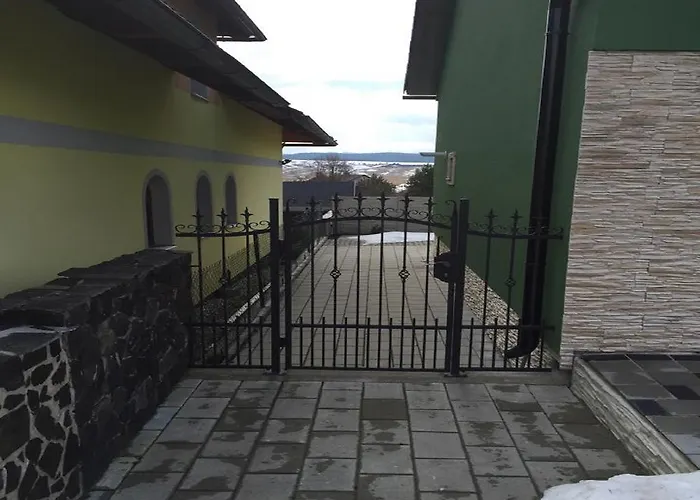 Apartman U Puskina Tatil Evi