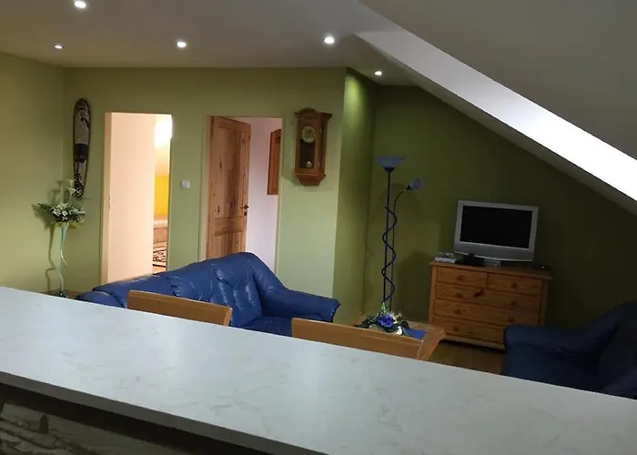 Apartman U Puskina Tatil Evi